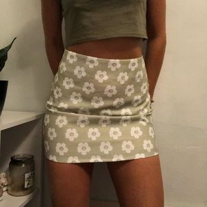 BRAND NEW SHEIN light green flower skirt